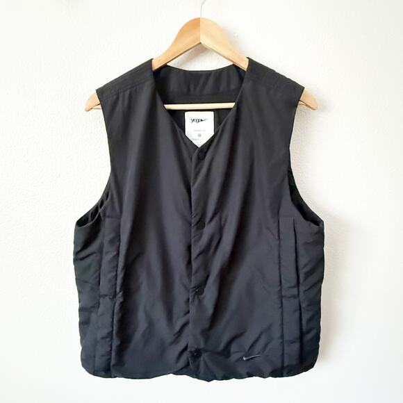Nike Jackets & Blazers - NIKE YOGA | Black Collarless Vest Workout Therma Fit Snap Workout Puffer | Small
